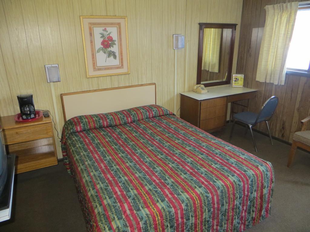 Prairie Motel Merrill Δωμάτιο φωτογραφία